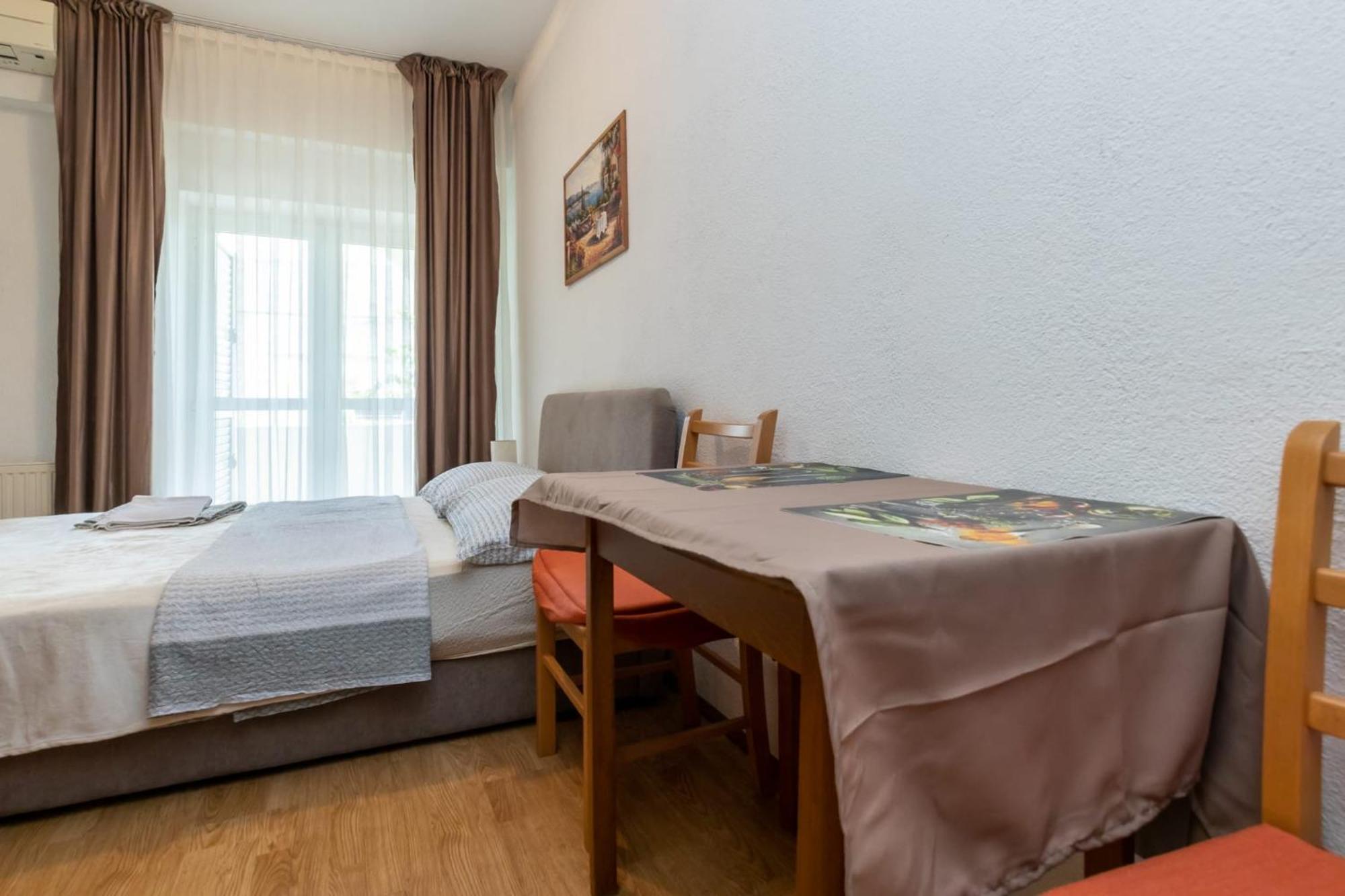 Apartments Dino Kaštela Esterno foto